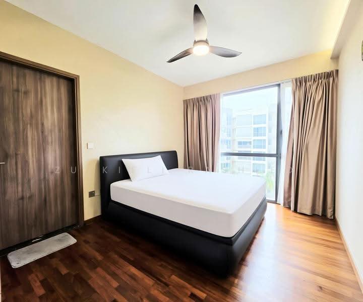 Palm Isles, 40 Flora Drive, Changi Airport / Changi Village, 3 Bedrooms, 990 sqft, Condominium For Sale, by Zulkifli Rasheed, 500266190 - Master bedroom - PropertyGuru.com.sg