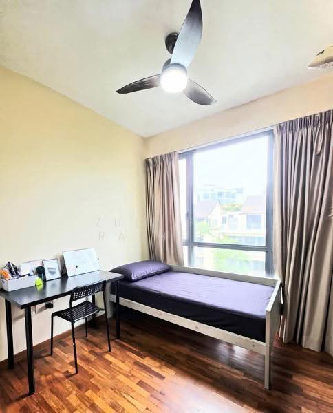 Palm Isles, 40 Flora Drive, Changi Airport / Changi Village, 3 Bedrooms, 990 sqft, Condominium For Sale, by Zulkifli Rasheed, 500266190 - Common Room 2 - PropertyGuru.com.sg