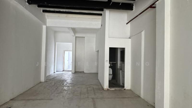 Excellent Location for F&B Proven Footfall Walk to MRT, Tras Street, Chinatown / Tanjong Pagar, 1,515 sqft, Shop / Shophouse For Rent, by Jennifer Leong, 500266200 - Interior - CommercialGuru.com.sg
