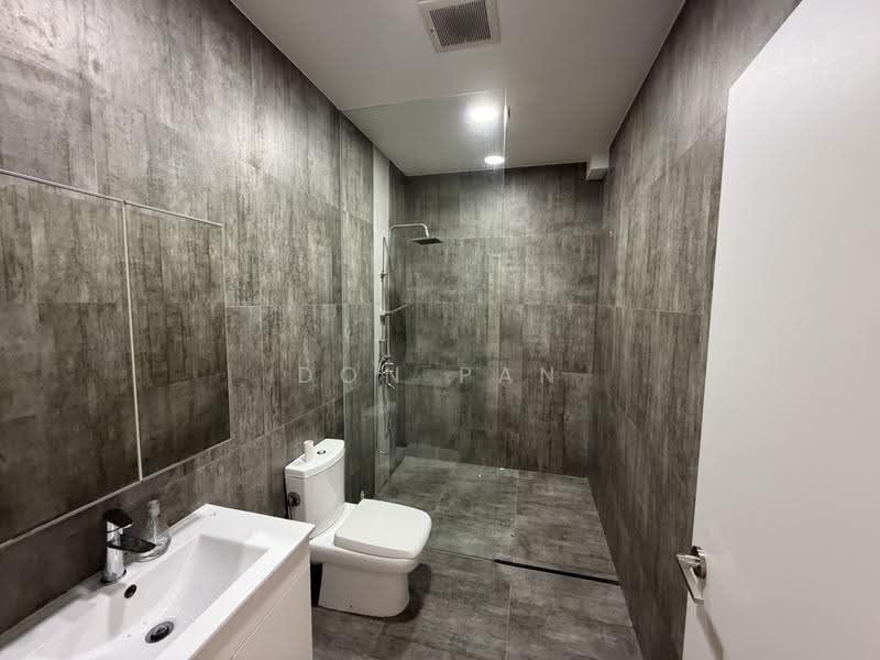 Florida Park, Sunrise Way, Seletar / Yio Chu Kang, 5 Bedrooms, 3,923 sqft, Semi-Detached House For Sale, by Don Pan, 500266209 - Bathroom - PropertyGuru.com.sg