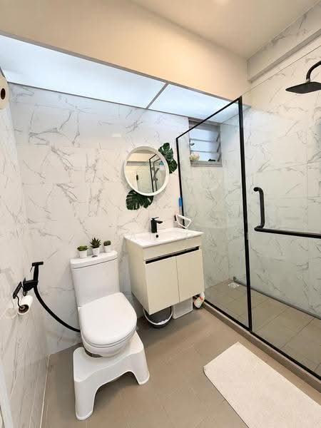 224A Sumang Lane, 224A Sumang Lane, Hougang / Punggol / Sengkang, 3 Bedrooms, 1,001 sqft, HDB Flat For Sale, by Sufian Daud, 500266210 - Master Bathroom - PropertyGuru.com.sg