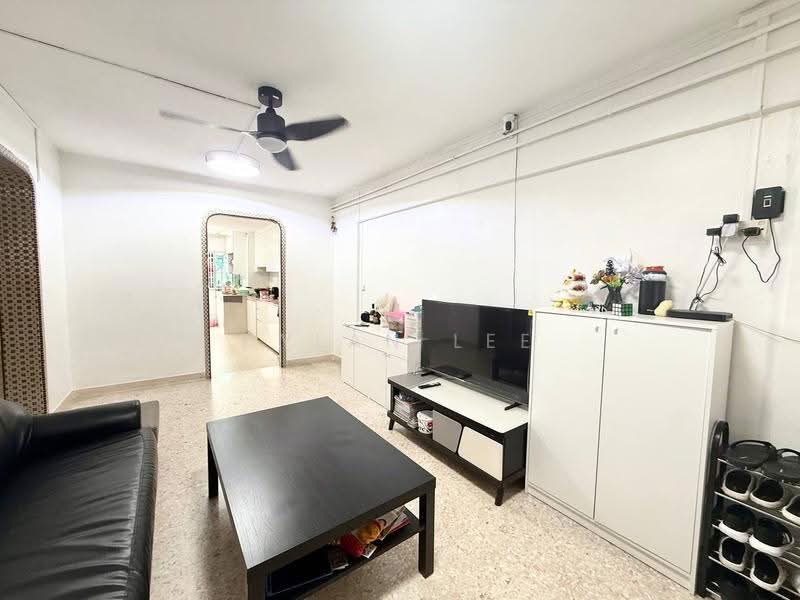 535 Ang Mo Kio Avenue 5, 535 Ang Mo Kio Avenue 5, Ang Mo Kio / Bishan / Thomson, 2 Bedrooms, 721 sqft, HDB Flat For Sale, by Dylan Lee, 500266214 - Living Room - PropertyGuru.com.sg