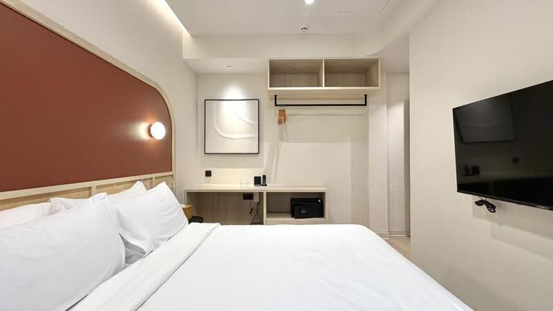 26 Evans road, Evans Road, Tanglin / Holland / Bukit Timah, 2 Bedrooms, 700 sqft, Apartment For Rent, by Chan Hwee Tze, 500266216 - Bedroom - PropertyGuru.com.sg