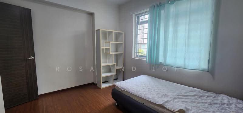 Emerald Park, 2 Indus Road, Alexandra / Commonwealth, Room Rental, 124 sqft, Condominium For Rent, by Rosalind Loh, 500266217 - Bedroom - PropertyGuru.com.sg