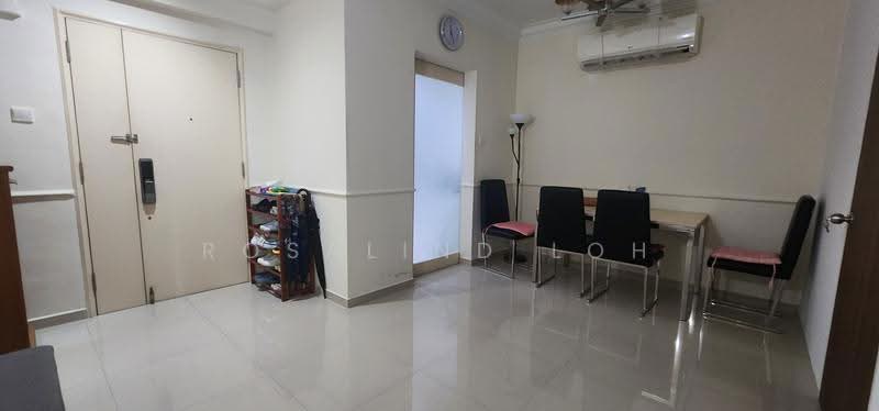 Emerald Park, 2 Indus Road, Alexandra / Commonwealth, Room Rental, 124 sqft, Condominium For Rent, by Rosalind Loh, 500266217 - Interior - PropertyGuru.com.sg