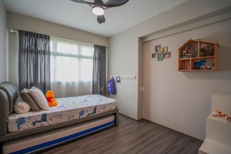 436A Bukit Batok West Avenue 5, 436A Bukit Batok West Avenue 5, Dairy Farm / Bukit Panjang / Choa Chu Kang, 3 Bedrooms, 1,001 sqft, HDB Flat For Sale, by Jax Tan, 500266227 - Bedroom - PropertyGuru.com.sg
