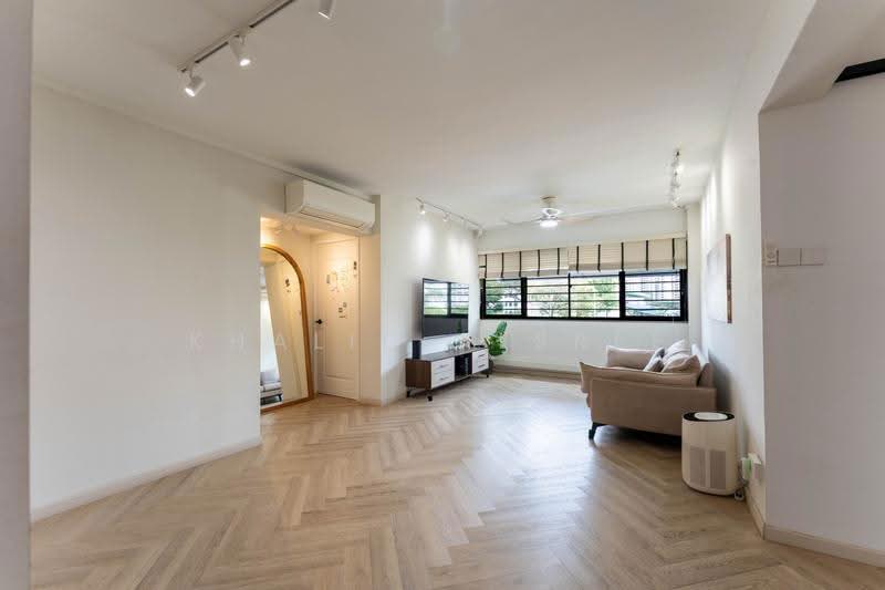 556 Pasir Ris Street 51, 556 Pasir Ris Street 51, Pasir Ris / Tampines, 4 Bedrooms, 1,302 sqft, HDB Flat For Sale, by Khalid Alsree, 500266239 - Living Room - PropertyGuru.com.sg