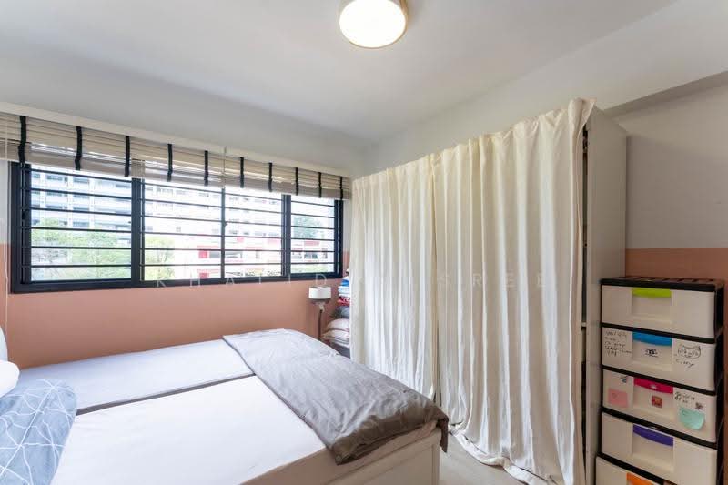 556 Pasir Ris Street 51, 556 Pasir Ris Street 51, Pasir Ris / Tampines, 4 Bedrooms, 1,302 sqft, HDB Flat For Sale, by Khalid Alsree, 500266239 - Bedroom - PropertyGuru.com.sg