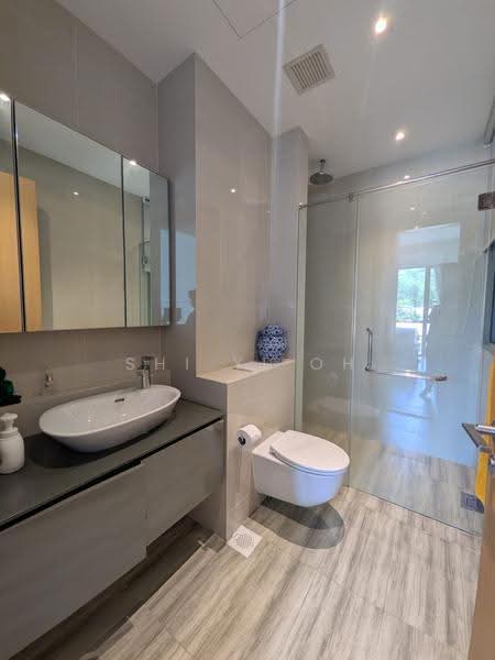 Pollen & Bleu, 15 Farrer Drive, Tanglin / Holland / Bukit Timah, 2 Bedrooms, 1,163 sqft, Condominium For Sale, by Shi Yi Oh, 500266250 - Bathroom - PropertyGuru.com.sg