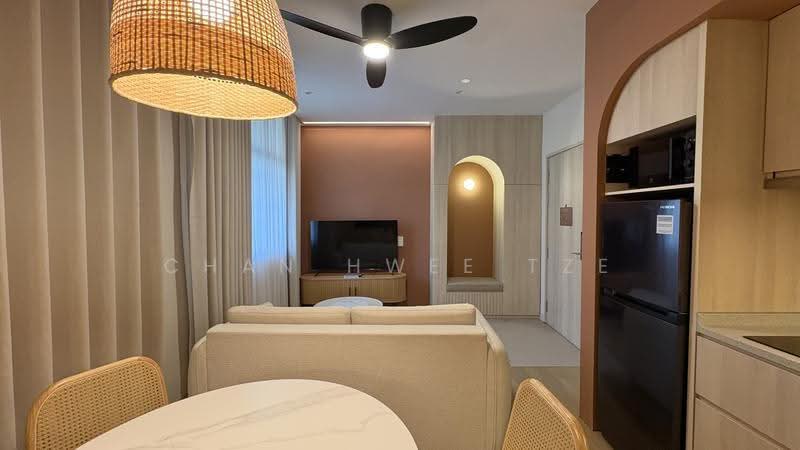 26 Evans Road, 26 Evans Road, Tanglin / Holland / Bukit Timah, 1 Bedroom, 452 sqft, Apartment For Rent, by Chan Hwee Tze, 500266254 - Living Room - PropertyGuru.com.sg