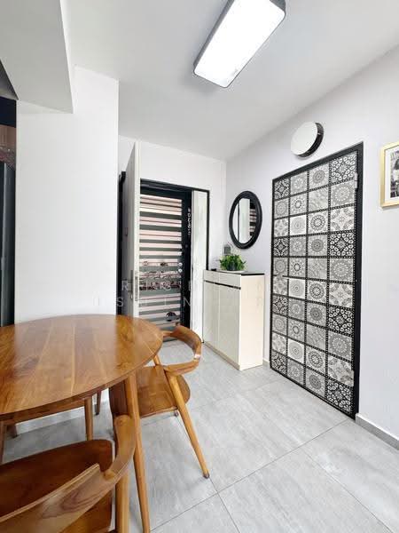 104C Canberra Street, 104C Canberra Street, Sembawang / Yishun, 3 Bedrooms, 1,001 sqft, HDB Flat For Sale, by Risdian Isbintara, 500266261 - Dining Room - PropertyGuru.com.sg