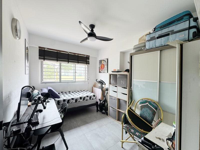 104C Canberra Street, 104C Canberra Street, Sembawang / Yishun, 3 Bedrooms, 1,001 sqft, HDB Flat For Sale, by Risdian Isbintara, 500266261 - Bedroom - PropertyGuru.com.sg