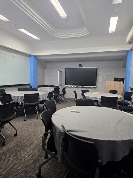 207921, Sam Leong Road, Farrer Park / Serangoon Rd, 5,000 sqft, Shop / Shophouse For Rent, by Ivy Ng, 500266267 - Level 2 Conference Room - CommercialGuru.com.sg