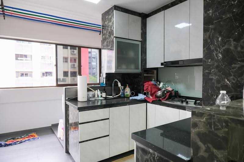 309 Shunfu Road, 309 Shunfu Road, Ang Mo Kio / Bishan / Thomson, 2 Bedrooms, 721 sqft, HDB Flat For Sale, by JR Foo, 500266268 - Kitchen - PropertyGuru.com.sg