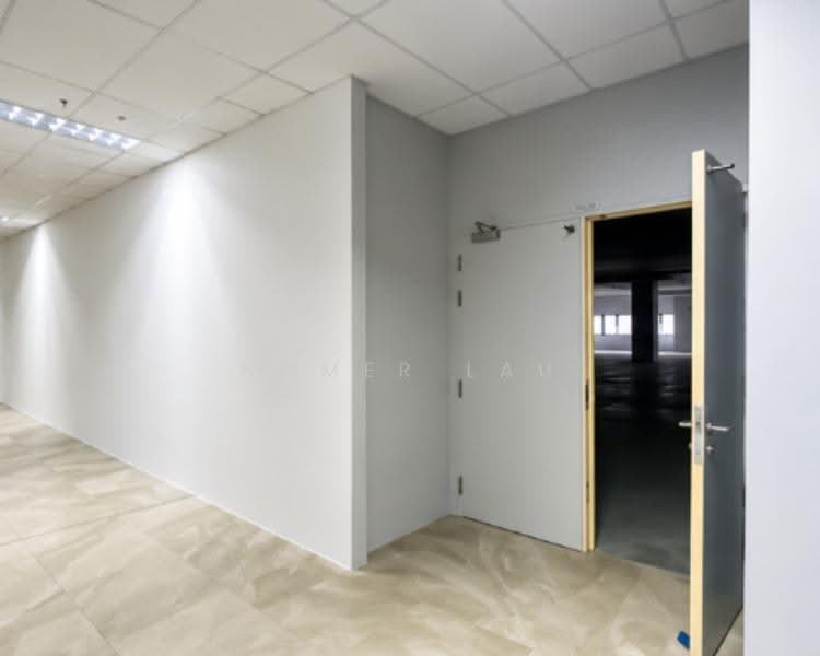 Yio Chu Kang - Ang Mo Kio Clean B2, Ang Mo Kio Avenue, Ang Mo Kio / Bishan / Thomson, 4,962 sqft, Factory / Workshop (B2) For Rent, by Homer Lau, 500266269 - Unit entrance - CommercialGuru.com.sg