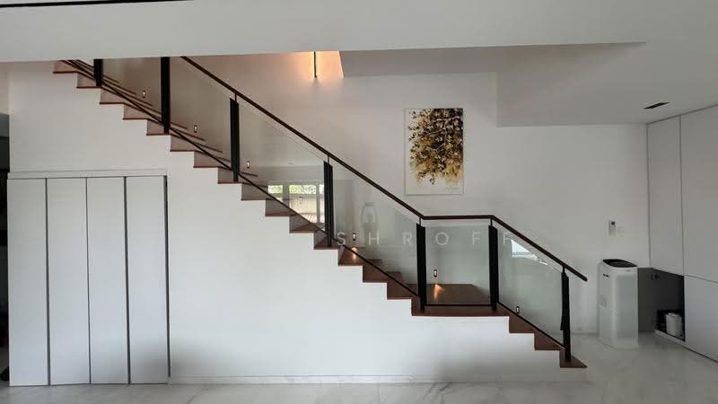 Siglap Enclave, East Coast / Marine Parade, 7 Bedrooms, 5,500 sqft, Semi-Detached House For Sale, by Tina Shroff, 500266274 - PropertyGuru.com.sg