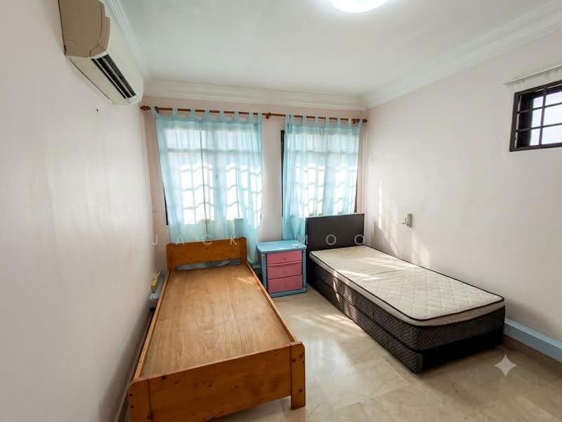 960 Hougang Avenue 9, 960 Hougang Avenue 9, Hougang / Punggol / Sengkang, 4 Bedrooms, 1,475 sqft, HDB Flat For Sale, by Jacki Moon, 500266276 - Bedroom - PropertyGuru.com.sg