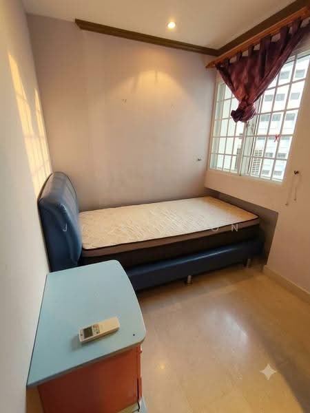 960 Hougang Avenue 9, 960 Hougang Avenue 9, Hougang / Punggol / Sengkang, 4 Bedrooms, 1,475 sqft, HDB Flat For Sale, by Jacki Moon, 500266276 - Bedroom - PropertyGuru.com.sg