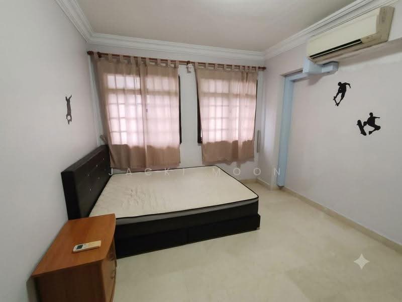 960 Hougang Avenue 9, 960 Hougang Avenue 9, Hougang / Punggol / Sengkang, 4 Bedrooms, 1,475 sqft, HDB Flat For Sale, by Jacki Moon, 500266276 - Bedroom - PropertyGuru.com.sg