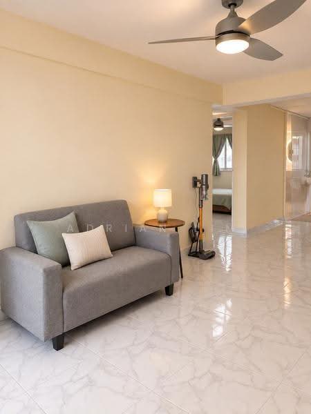31 Marine Crescent, 31 Marine Crescent, East Coast / Marine Parade, Room Rental, 818 sqft, HDB Flat For Rent, by Adrian Lim, 500266286 - Living Room - PropertyGuru.com.sg