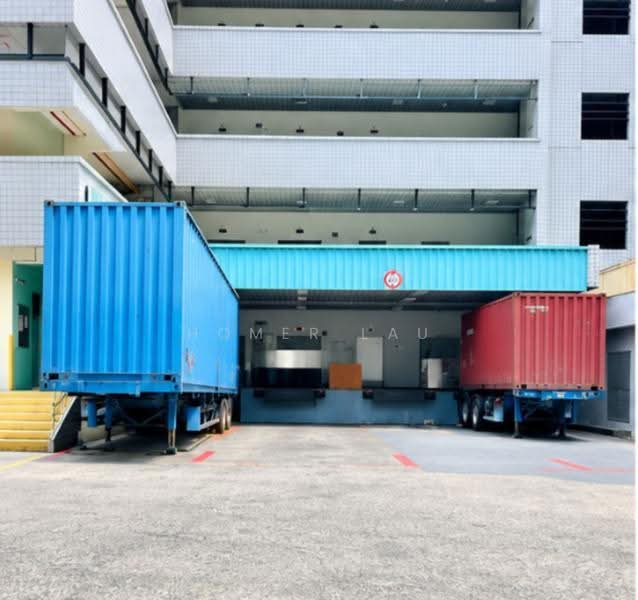 Value-for-Money B2 Industrial Unit, Ang Mo Kio Avenue, Yio Chu Kang, Ang Mo Kio / Bishan / Thomson, 11,453 sqft, Factory / Workshop (B2) For Rent, by Homer Lau, 500266288 - Loading bay - CommercialGuru.com.sg