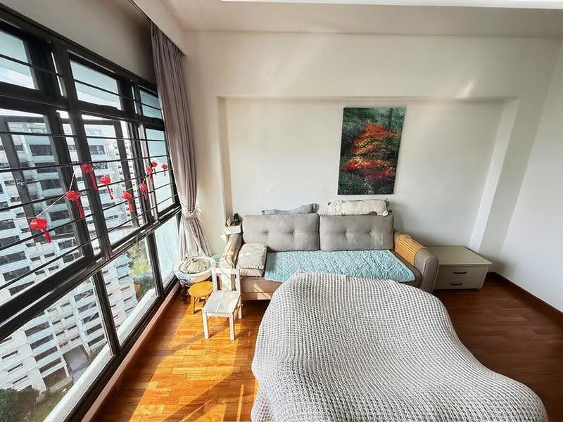 653B Jurong West Street 61, 653B Jurong West Street 61, Boon Lay / Jurong / Tuas, 3 Bedrooms, 1,184 sqft, HDB Flat For Rent, by Jialin Huang, 500266290 - Living Room - PropertyGuru.com.sg