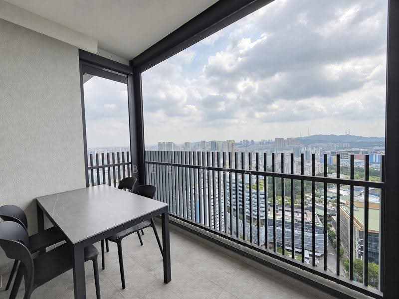 J Gateway, Boon Lay / Jurong / Tuas, 3 Bedrooms, 893 sqft, Condominium For Sale, by Bee 林美玲, 500266292 - Balcony - PropertyGuru.com.sg