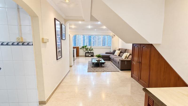 142 Bukit Batok Street 11, 142 Bukit Batok Street 11, Dairy Farm / Bukit Panjang / Choa Chu Kang, 3 Bedrooms, 1,668 sqft, HDB Flat For Sale, by Lui Yen Yuin, 500266293 - Living Room - PropertyGuru.com.sg