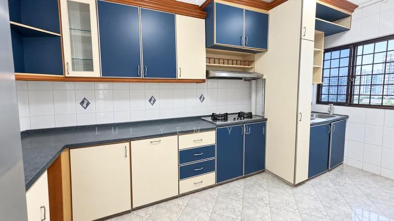 142 Bukit Batok Street 11, 142 Bukit Batok Street 11, Dairy Farm / Bukit Panjang / Choa Chu Kang, 3 Bedrooms, 1,668 sqft, HDB Flat For Sale, by Lui Yen Yuin, 500266293 - Kitchen - PropertyGuru.com.sg