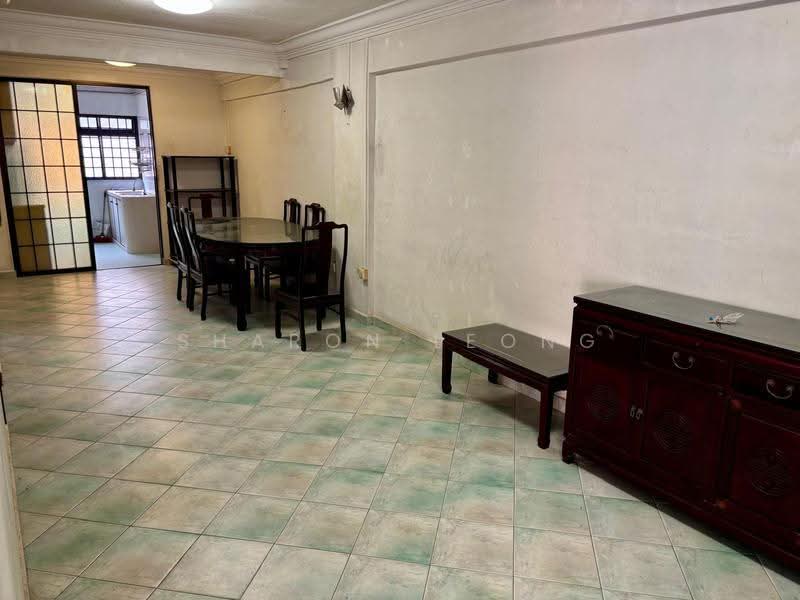 308 Shunfu Road, 308 Shunfu Road, Ang Mo Kio / Bishan / Thomson, 2 Bedrooms, 721 sqft, HDB Flat For Sale, by Sharon Leong, 500266294 - Dining cum living Room - PropertyGuru.com.sg