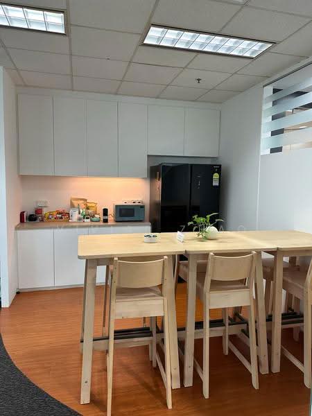 Suntec City Tower, 6 Temasek Boulevard, Boat Quay / Raffles Place / Marina, 1,991 sqft, Office For Rent, by Vivian Zhao, 500266295 - Kitchen - CommercialGuru.com.sg