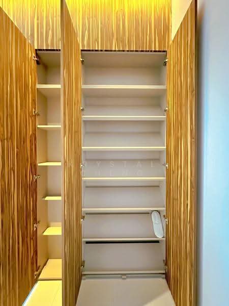 Petit Jervois, 33 Jervois Road, Tanglin / Holland / Bukit Timah, 2 Bedrooms, 753 sqft, Condominium For Rent, by Krystal Cheng, 500266297 - Interior - PropertyGuru.com.sg