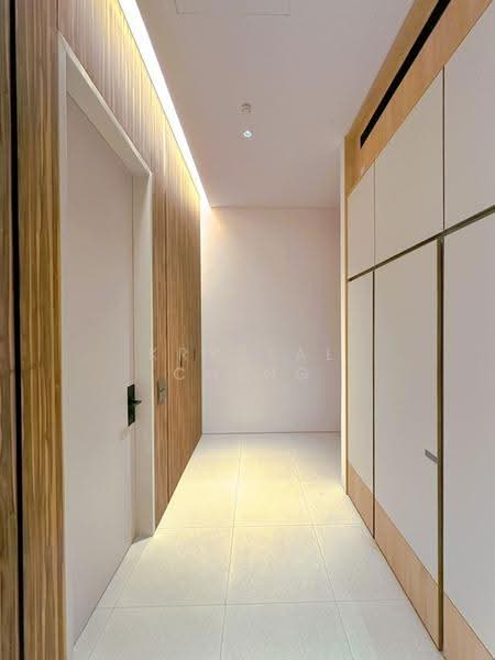Petit Jervois, 33 Jervois Road, Tanglin / Holland / Bukit Timah, 2 Bedrooms, 753 sqft, Condominium For Rent, by Krystal Cheng, 500266297 - Corridor - PropertyGuru.com.sg