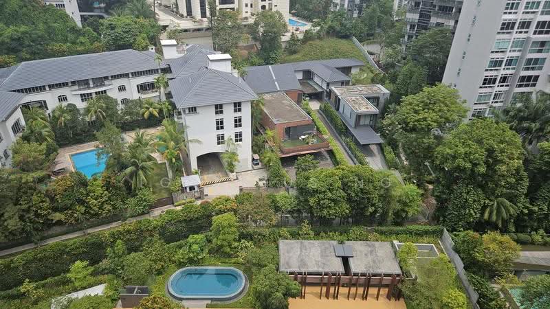 The Hyde, 11 Balmoral Road, Tanglin / Holland / Bukit Timah, 2 Bedrooms, 936 sqft, Condominium For Rent, by Ignatius Ng, 500266304 - Master bedroom view - PropertyGuru.com.sg