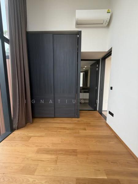 The Hyde, 11 Balmoral Road, Tanglin / Holland / Bukit Timah, 2 Bedrooms, 936 sqft, Condominium For Rent, by Ignatius Ng, 500266304 - Master bedroom - PropertyGuru.com.sg