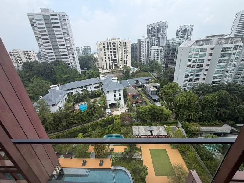 The Hyde, 11 Balmoral Road, Tanglin / Holland / Bukit Timah, 2 Bedrooms, 936 sqft, Condominium For Rent, by Ignatius Ng, 500266304 - Living room balcony view - PropertyGuru.com.sg