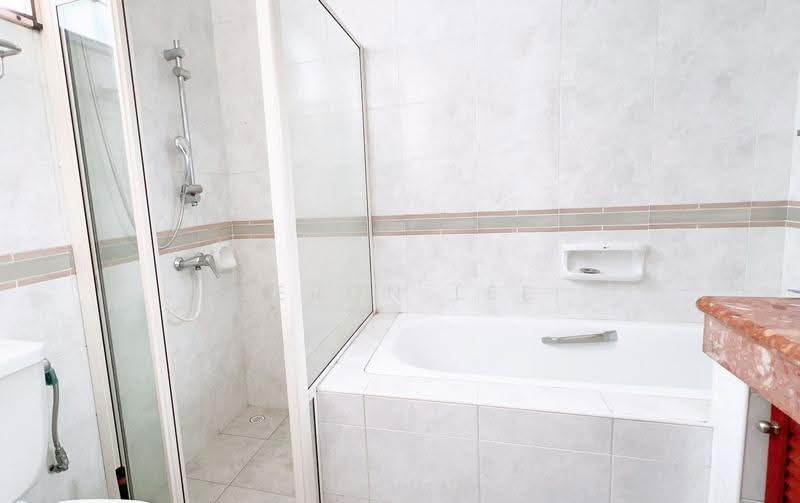 Northvale, 73 Choa Chu Kang Loop, Dairy Farm / Bukit Panjang / Choa Chu Kang, Room Rental, 156 sqft, Condominium For Rent, by Jeron Lee, 500266321 - Bathroom - PropertyGuru.com.sg