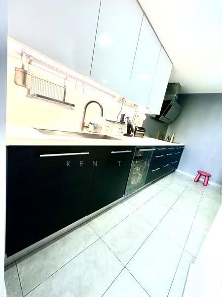 Mirage Tower, 80 Kim Seng Road, Orchard / River Valley, 2 Bedrooms, 958 sqft, Condominium For Sale, by Ken Tan, 500266323 - Kitchen - PropertyGuru.com.sg