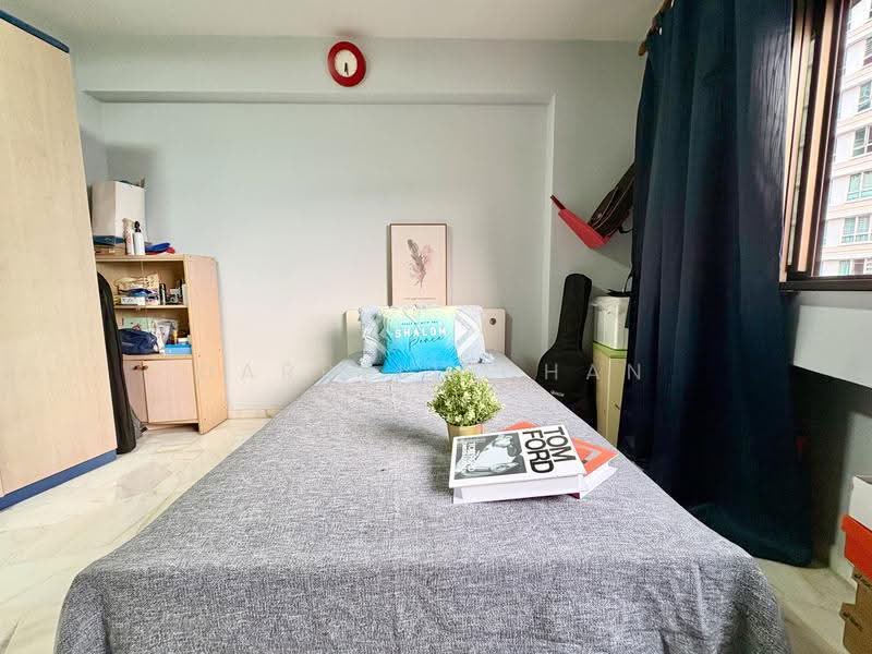 192 Bukit Batok West Avenue 6, 192 Bukit Batok West Avenue 6, Dairy Farm / Bukit Panjang / Choa Chu Kang, 3 Bedrooms, 1,292 sqft, HDB Flat For Sale, by Darrell Chan, 500266325 - Bedroom - PropertyGuru.com.sg
