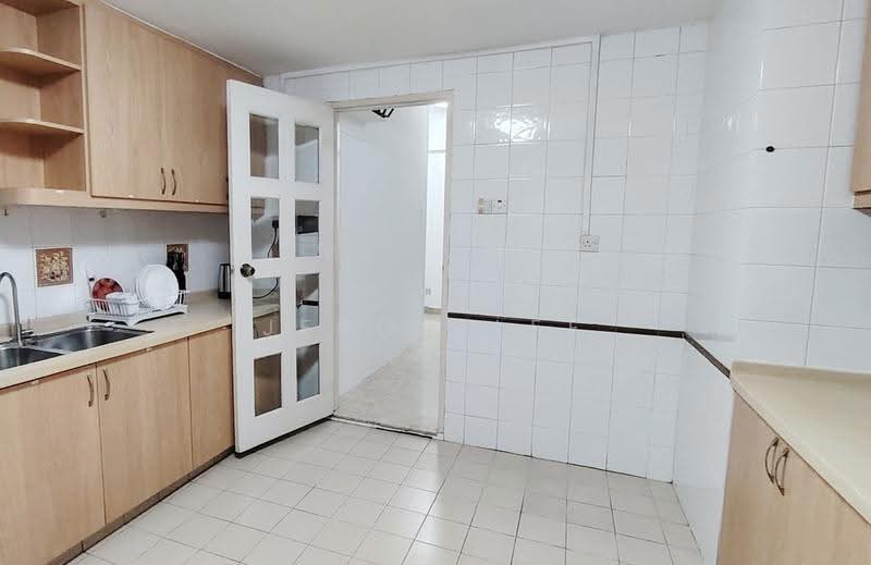 The Anchorage, 370E Alexandra Road, Alexandra / Commonwealth, Room Rental, 165 sqft, Condominium For Rent, by Jeron Lee, 500266326 - Kitchen - PropertyGuru.com.sg
