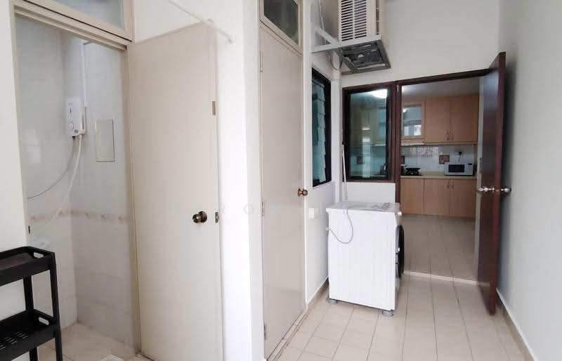 The Anchorage, 370E Alexandra Road, Alexandra / Commonwealth, Room Rental, 165 sqft, Condominium For Rent, by Jeron Lee, 500266326 - Kitchen - PropertyGuru.com.sg