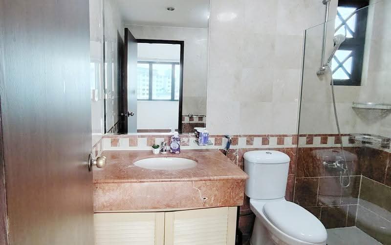 The Anchorage, 370E Alexandra Road, Alexandra / Commonwealth, Room Rental, 165 sqft, Condominium For Rent, by Jeron Lee, 500266326 - Bathroom - PropertyGuru.com.sg