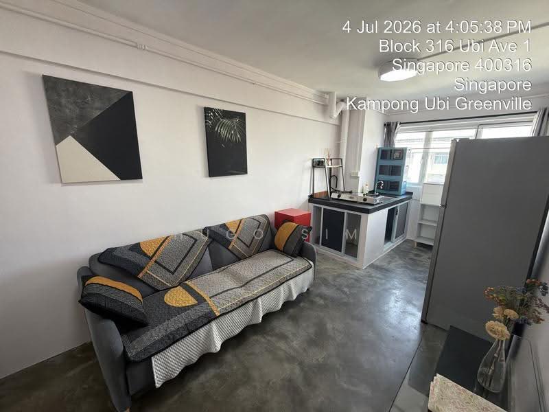 316 Ubi Avenue 1, 316 Ubi Avenue 1, Eunos / Geylang / Paya Lebar, 3 Bedrooms, 904 sqft, HDB Flat For Sale, by Hugo Sim, 500266328 - Living Room - PropertyGuru.com.sg