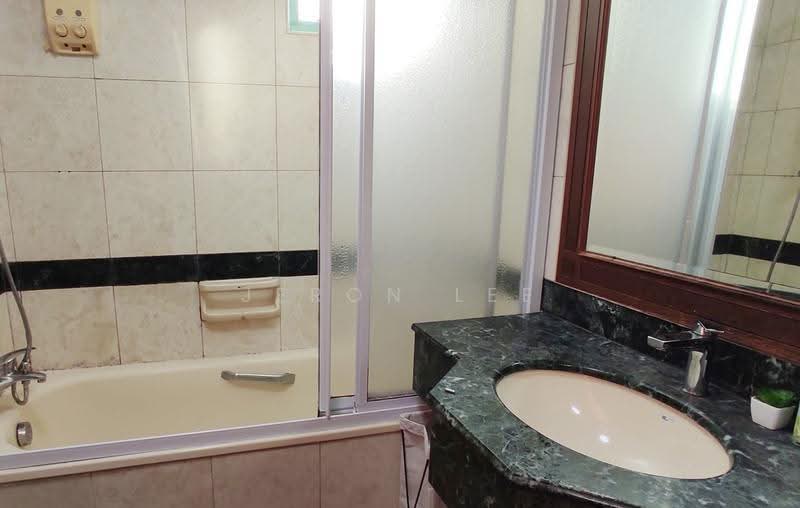 Hazel Park Condo, 21 Hazel Park Condo, Dairy Farm / Bukit Panjang / Choa Chu Kang, Room Rental, 165 sqft, Condominium For Rent, by Jeron Lee, 500266331 - Bathroom - PropertyGuru.com.sg