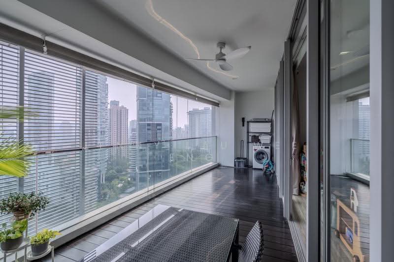 The Orchard Residences, 238 Orchard Boulevard, Orchard / River Valley, 3 Bedrooms, 2,174 sqft, Condominium For Sale, by Jenny Lau Wee Eng, 500266341 - Balcony - PropertyGuru.com.sg