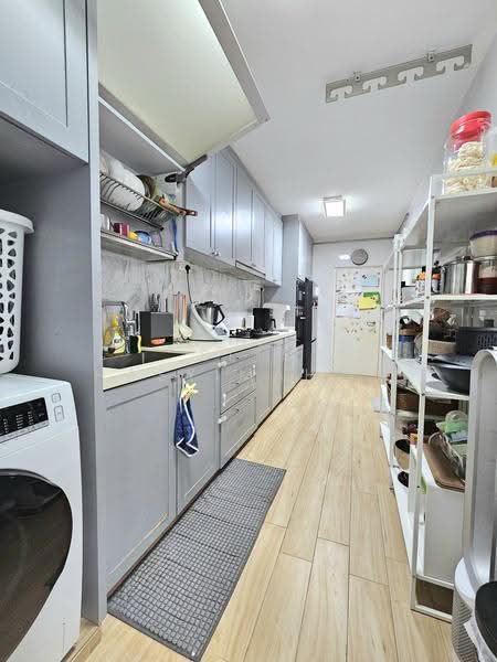 635 Jurong West Street 65, 635 Jurong West Street 65, Boon Lay / Jurong / Tuas, 3 Bedrooms, 1,184 sqft, HDB Flat For Sale, by Siti Hasyimah Hassan, 500266353 - Kitchen - PropertyGuru.com.sg