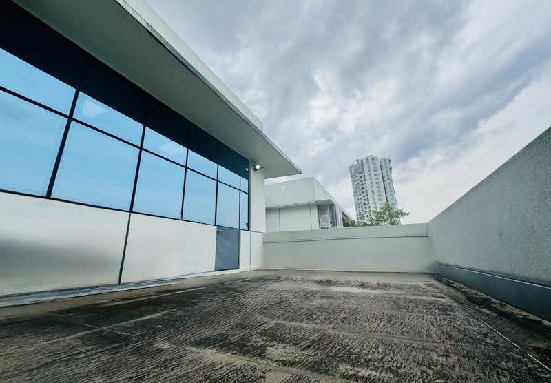 B1 Clean & Light Storage cum Office | Near MRT, Bishan, Ang Mo Kio / Bishan / Thomson, 1,647 sqft, Light Industrial (B1) For Rent, by Jane Toh, 500266358 - Exterior - CommercialGuru.com.sg