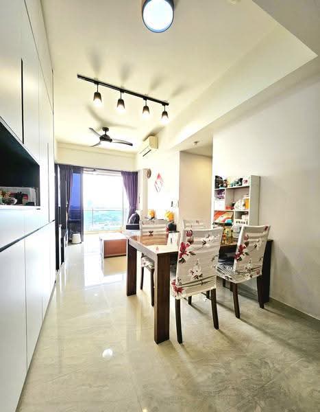 Parc Riviera, 103 West Coast Vale, Buona Vista / West Coast / Clementi New Town, 3 Bedrooms, 904 sqft, Condominium For Sale, by Raymond Tan, 500266371 - Living Room - PropertyGuru.com.sg