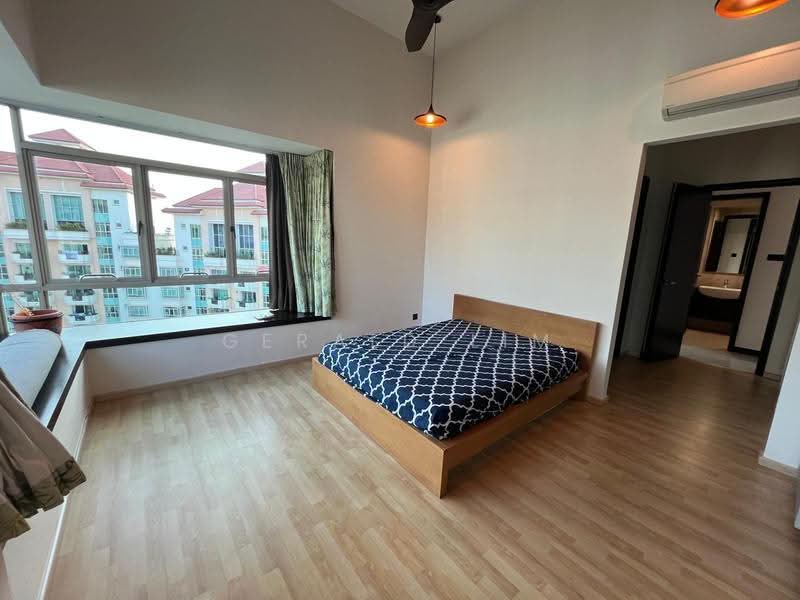 Costa Rhu, 5 Rhu Cross, East Coast / Marine Parade, 2 Bedrooms, 1,012 sqft, Condominium For Sale, by Gerald Lim, 500266373 - Bedroom - PropertyGuru.com.sg