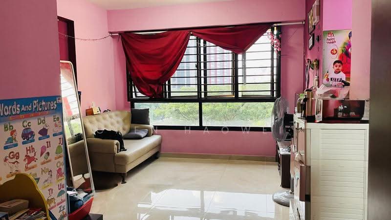 464B Bukit Batok West Avenue 8, 464B Bukit Batok West Avenue 8, Dairy Farm / Bukit Panjang / Choa Chu Kang, 2 Bedrooms, 732 sqft, HDB Flat For Sale, by Chen Haowei, 500266383 - Living Room - PropertyGuru.com.sg